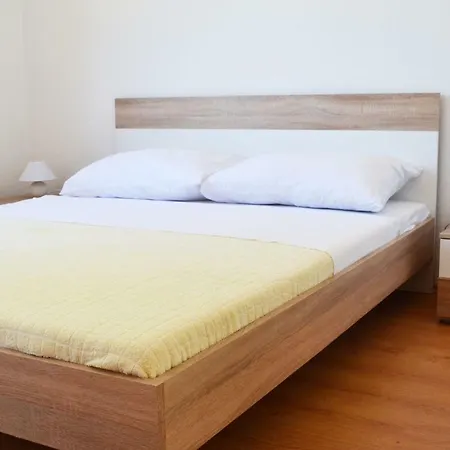 Ana Apartman